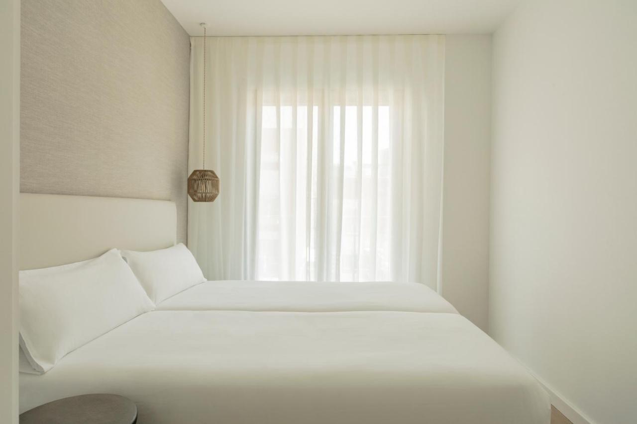 Europa Apartments L'Hospitalet de Llobregat Bagian luar foto