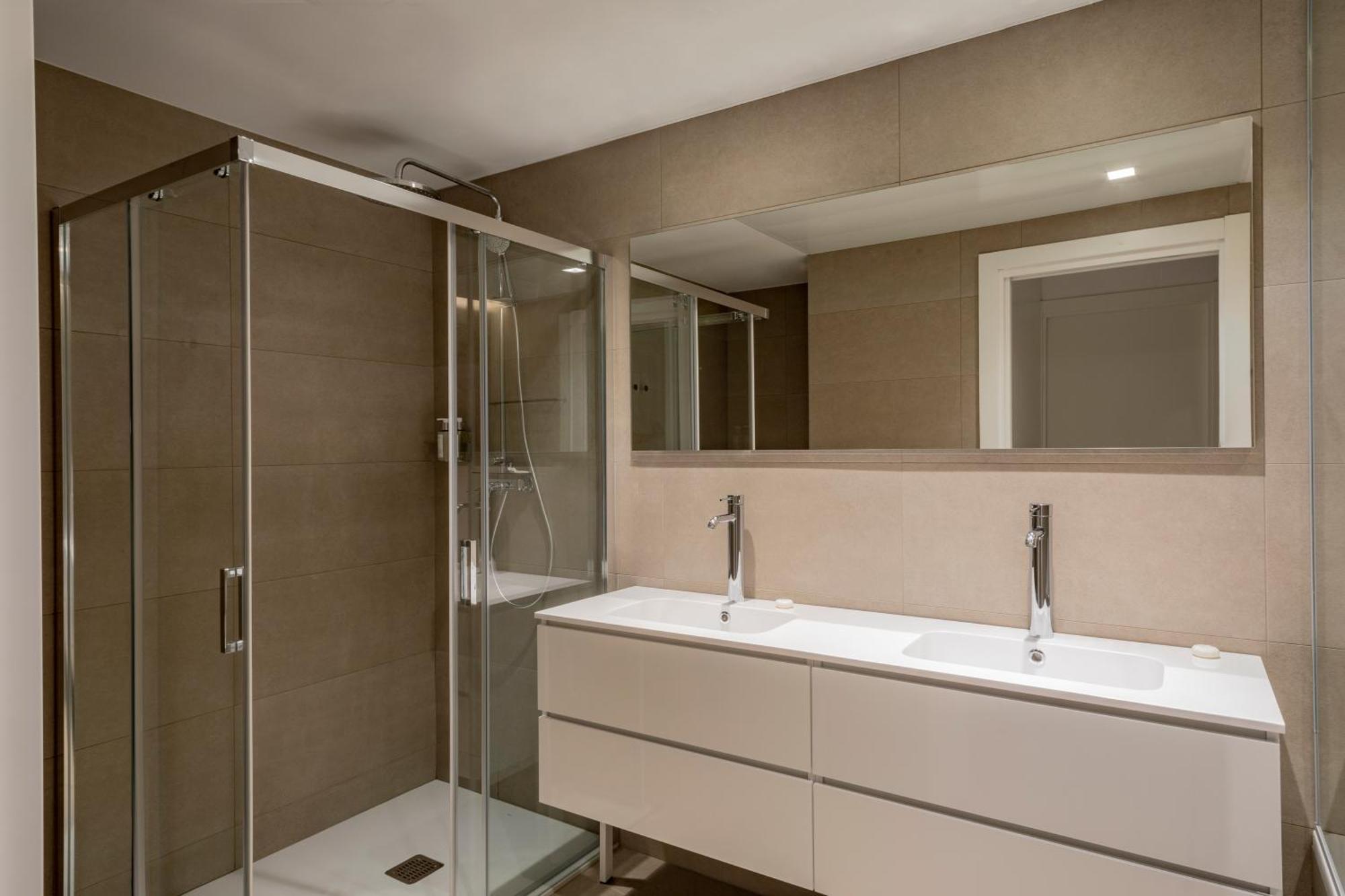 Europa Apartments L'Hospitalet de Llobregat Bagian luar foto
